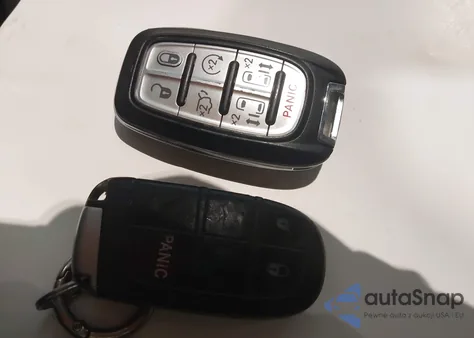 2018 Chrysler Pacifica Touring L z USA, uszkodzony, nr VIN 2C4RC1BG6JR211127